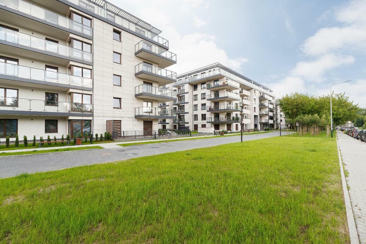 Przedwiosnie By Renters Apartment *